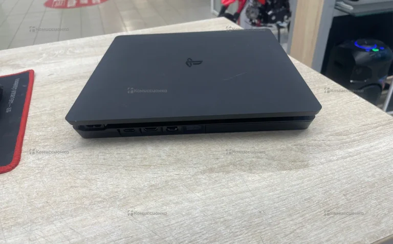 Приставка PS4 slim 1tb