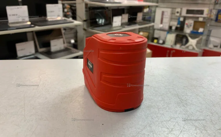 Лазерный нивелир Elitech пл 4 красный