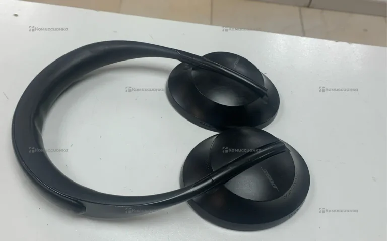 Наушники Bose NC700