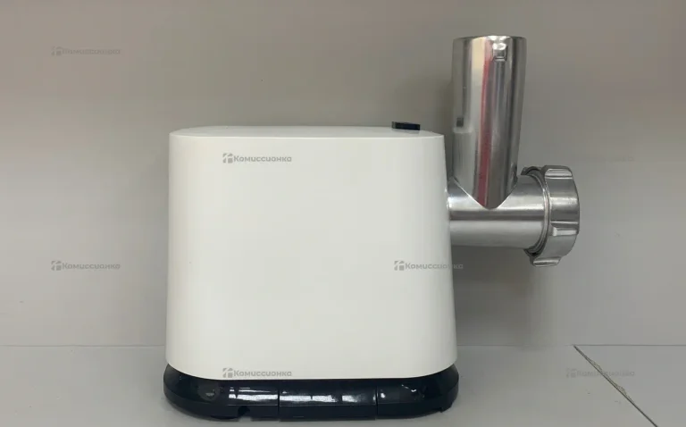 электро мясорубка Skarlett smartstorage 1800W