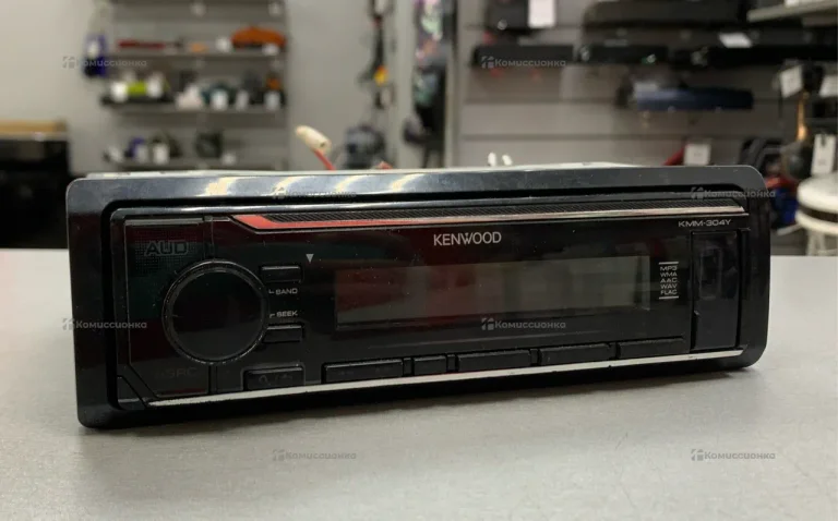 Автомагнитола  Kenwood KMM-304Y