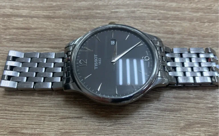 часы Tissot T063610A