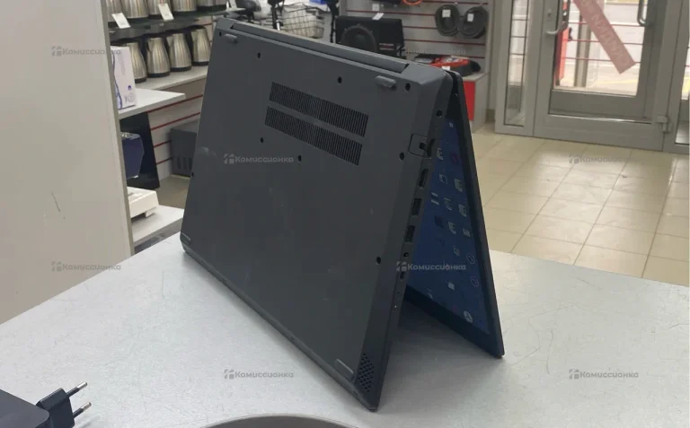Ноутбук Lenovo 81LW