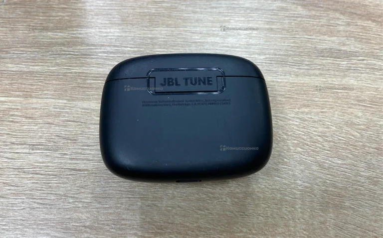 Наушники  JBL TUNE