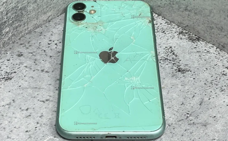 Apple iPhone 11 4/128 ГБ