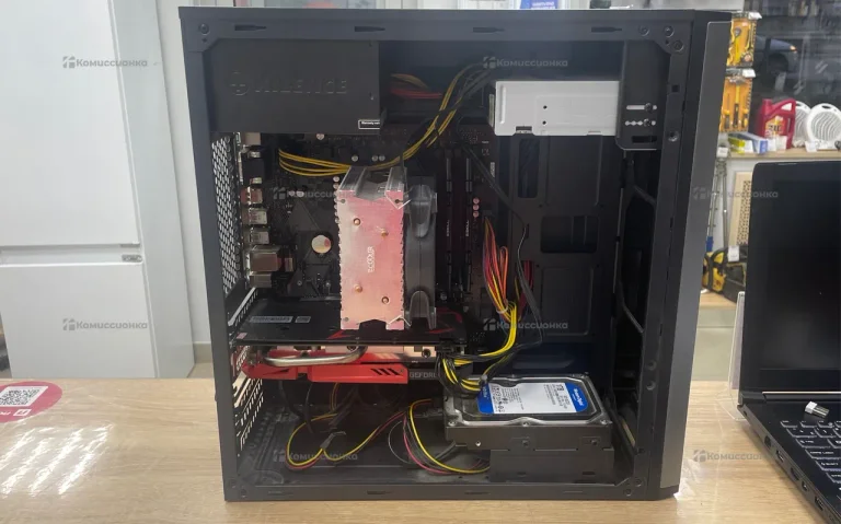 Системный блок  DEXP