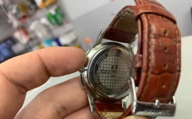 Часы  Jacques lemans