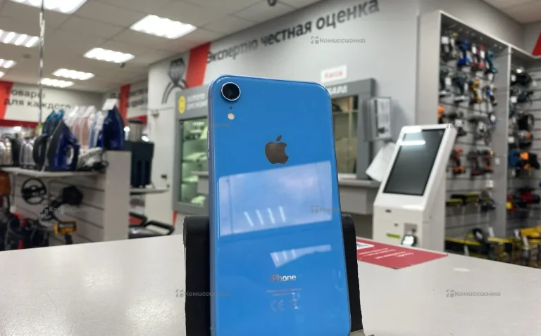 Apple iPhone XR 3/64 ГБ