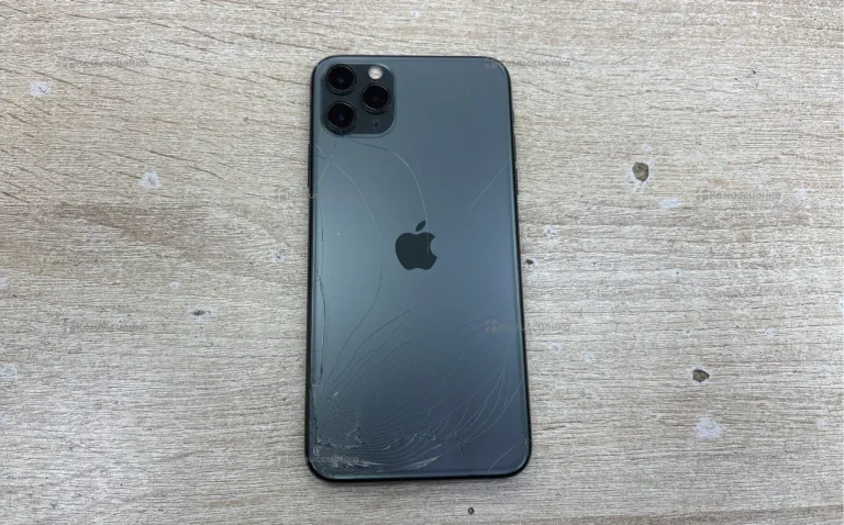 Apple iPhone 11 Pro Max 4/64 ГБ