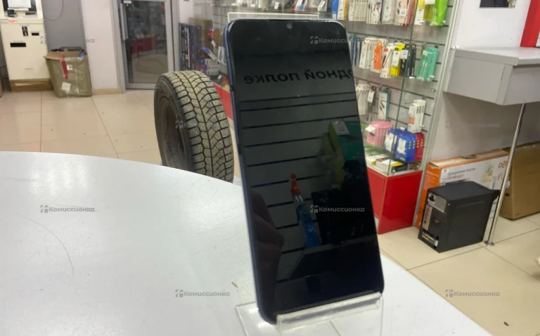 Tecno spark 8c 4/64