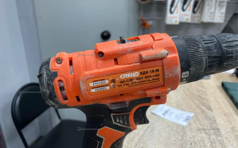 Шуруповерт