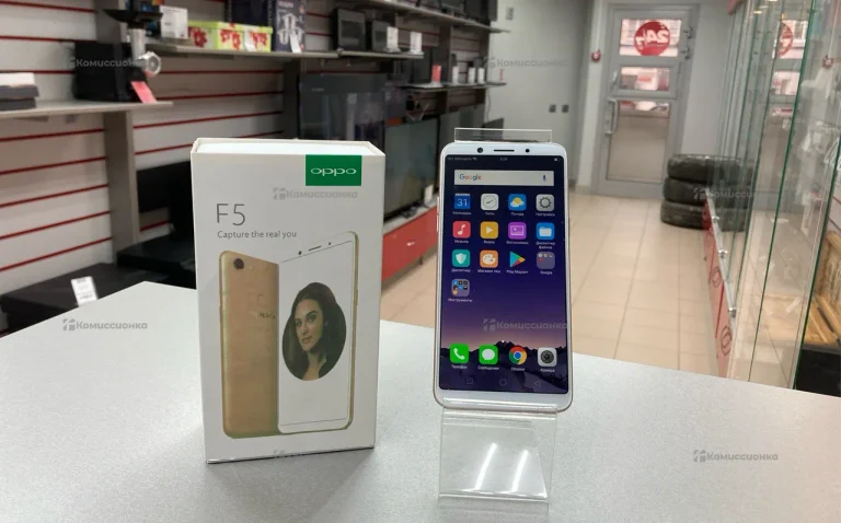 Oppo F5 6/128 ГБ