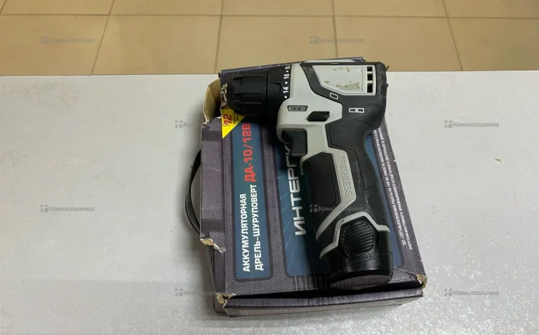 Аккумуляторная дрель-шуруповерт Интерскол ДА-10/12