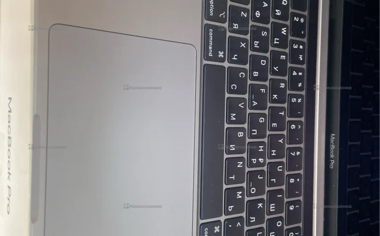 Ноутбук  MacBook