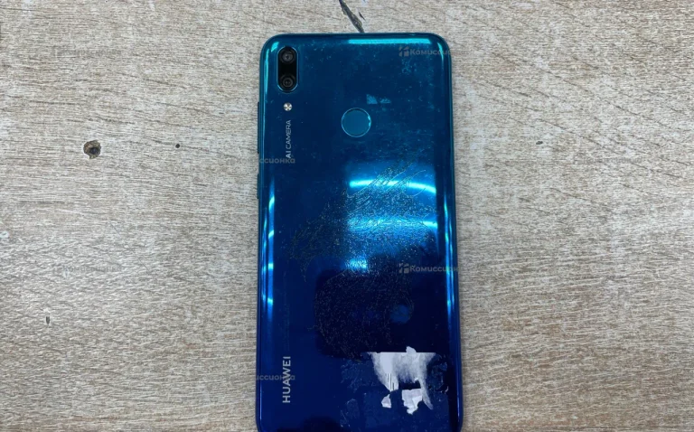 Huawei Y7 (2019) 3/32 ГБ