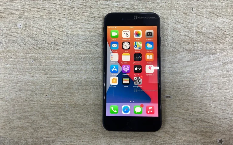 Apple iPhone 7 2/128 ГБ