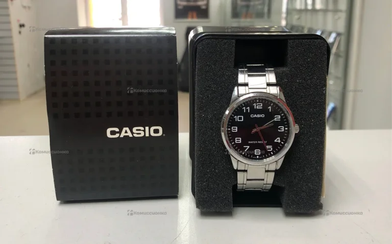 Часы  Casio