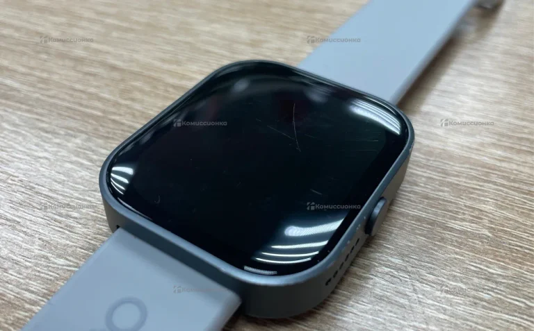 Часы  Nothing Watch Pro