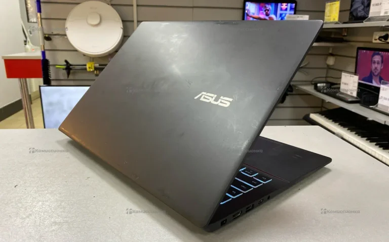 Ноутбук Asus V3607VM270-0EAXB8X20