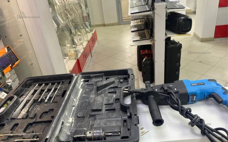 Перфоратор Варяг ПЭ-920П