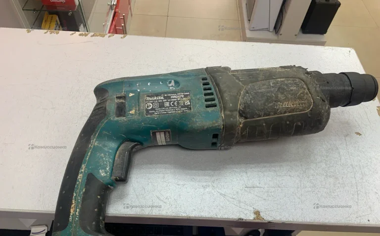 Перфоратор Makita HR2470 2020г.