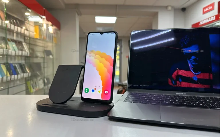 Samsung Galaxy A04e 3/32 ГБ.