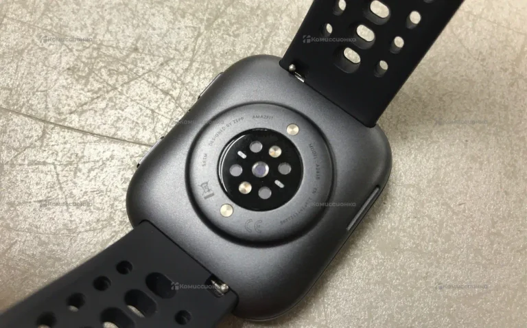 Часы Amazfit Bip 6 a2435