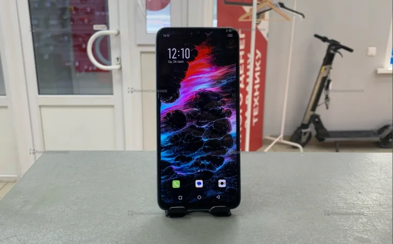 Infinix Hot 30i 4/64 ГБ