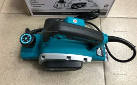 рубанок Makita.