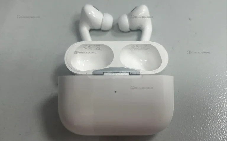 Наушники  AirPods 2 EMC8370