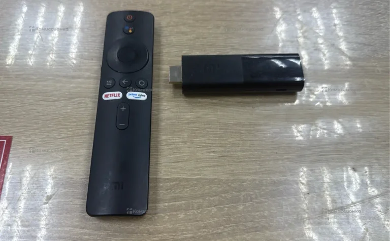 ТВ приставка Xiaomi Mi stick