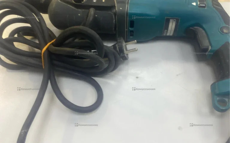 Перфоратор makita HR2470