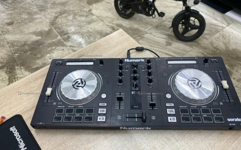 Dj пульт numark mt pro3