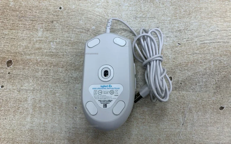 Logitech g102