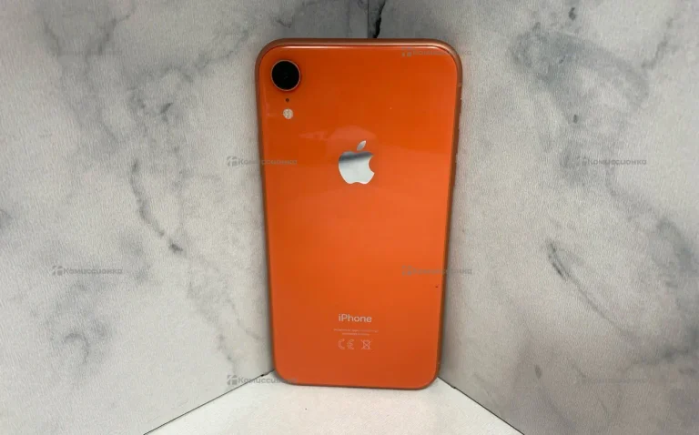 Apple iPhone XR 3/64 ГБ