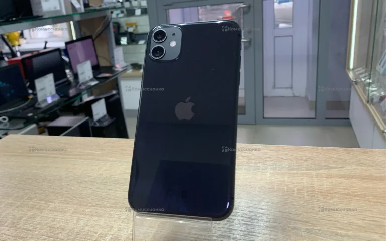 Apple iPhone 11 4/64 ГБ