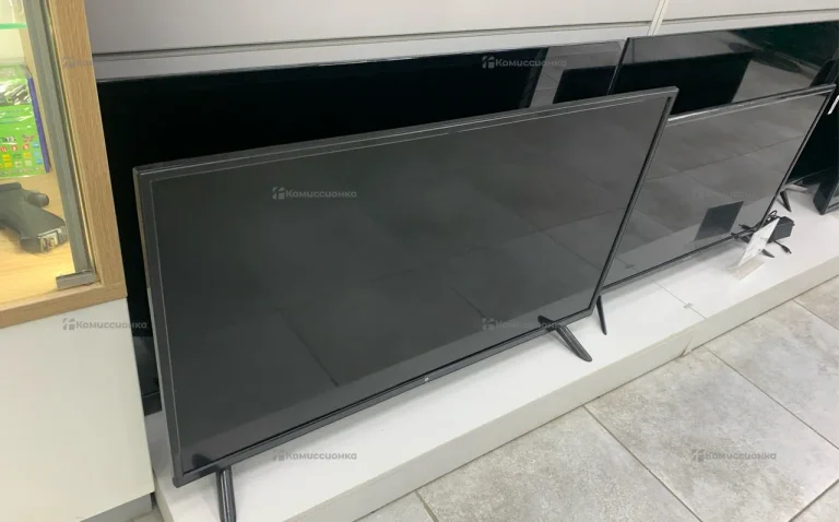 Телевизор HI VHIT-40F152MS