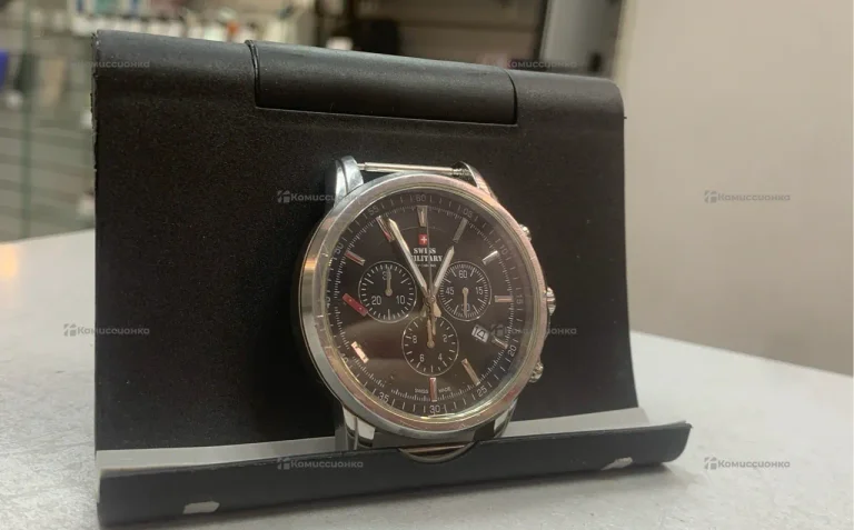 Часы  Swiss military SM34052