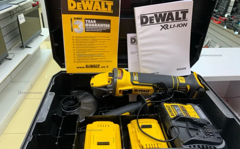 Бесщеточная угловая шлифмашина DeWALT DCG409NT