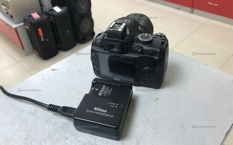Фотоаппарат Nikon D3000