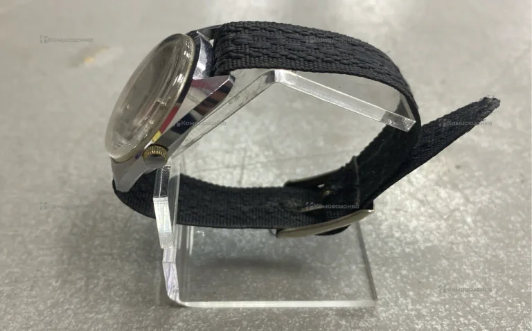 Часы Восток 17 камней