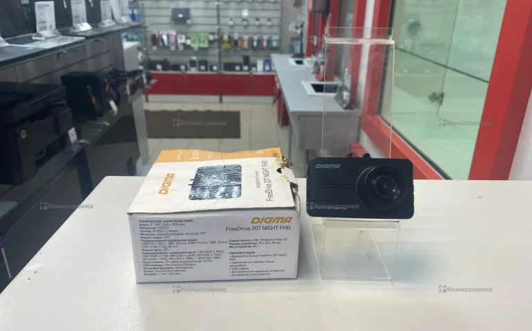 Регистратор FreeDrive 207 night fhd