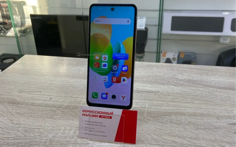 Tecno Spark 20C 4/128 ГБ