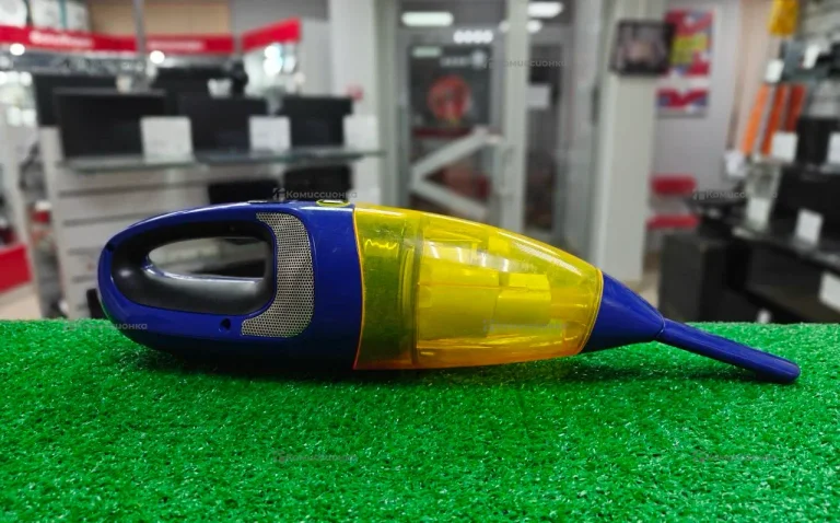 Пылесос  автомобильный Zeus ZVC206