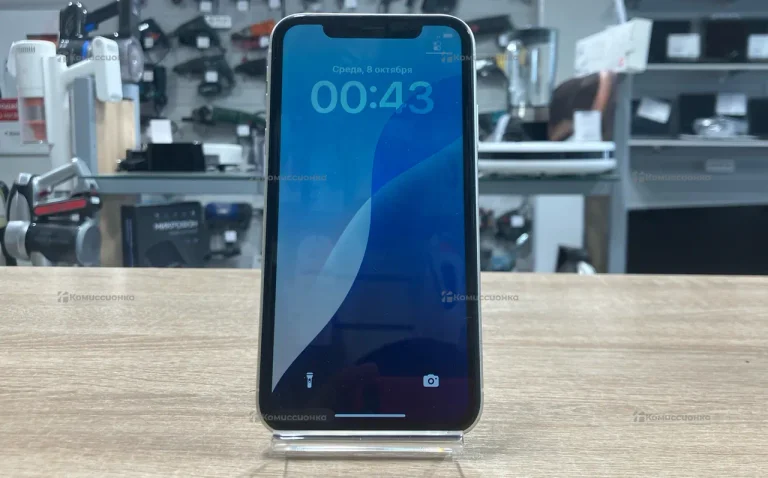 Apple iPhone 11 4/64 ГБ