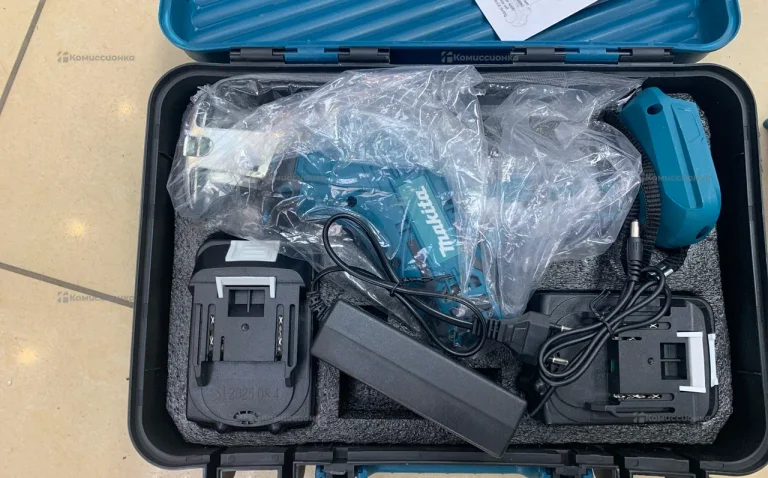 Сабельная пила (маленькая) Makita акб синий кейс