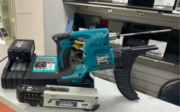 Шуруповерт makita DFR550Z