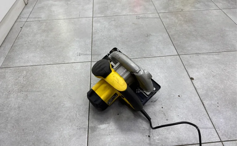 Дисковая пила Kilmer KCD 160/1300