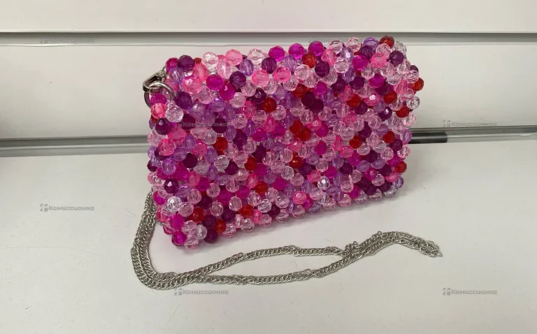Сумка женская из бусин лиловая/красная/розовая