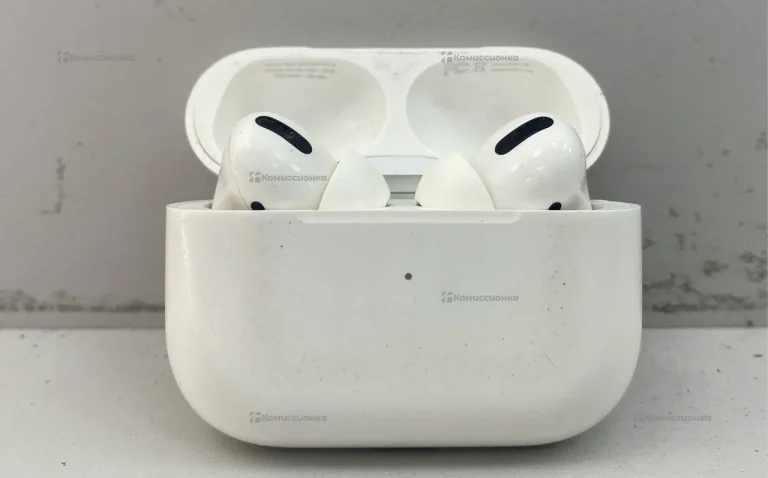 Наушники Apple AirPods Pro